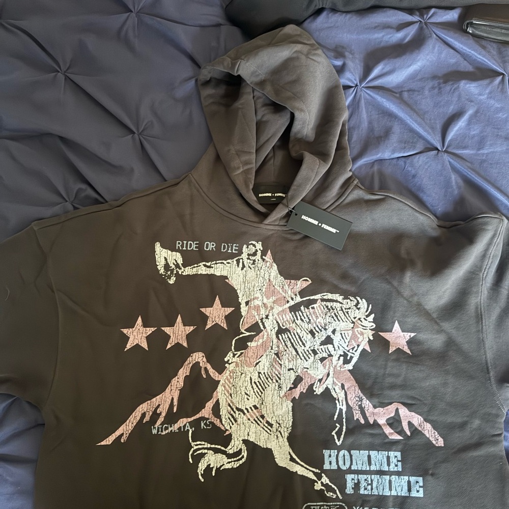 Homme Femme Gray Hoodie